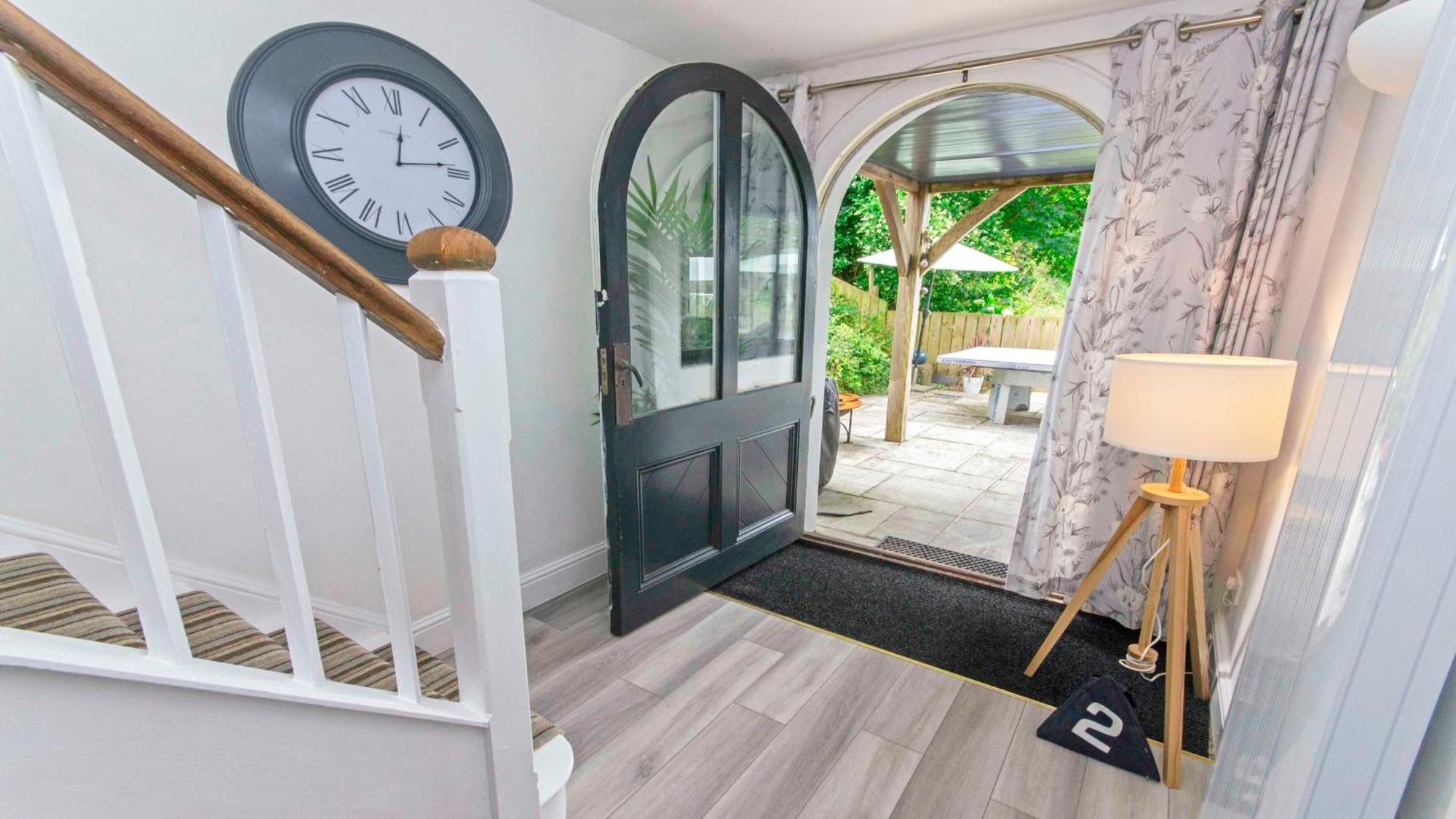 Bag-End House: Spacious Retreat with Balcony Views and Recreation Options Croyde Exterior photo